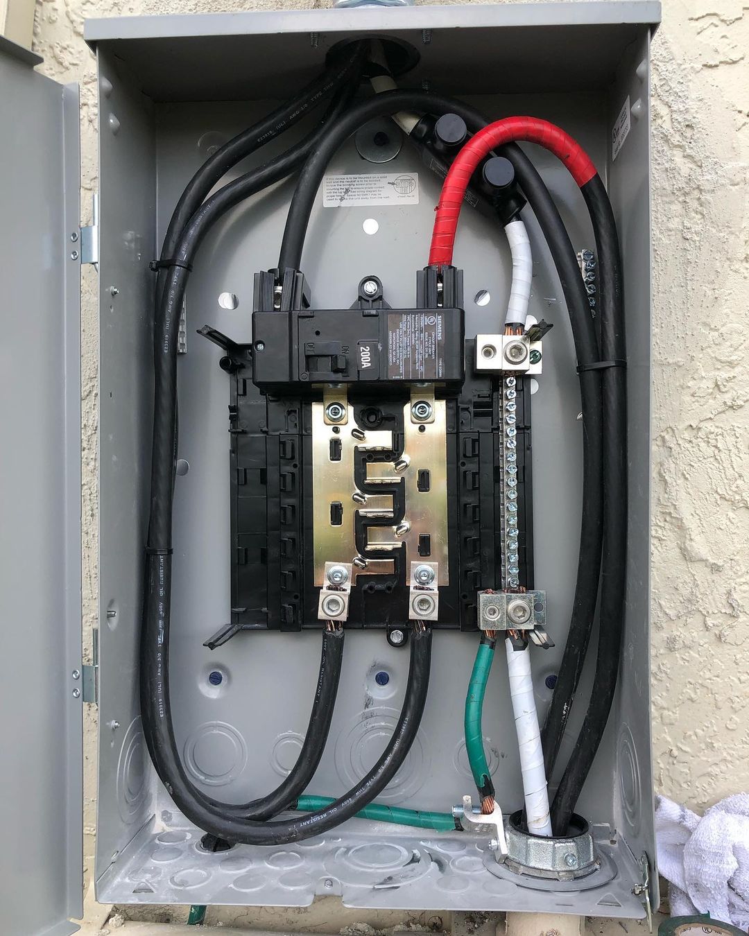 10 24 Hour Electrician in New York Neighborhoods