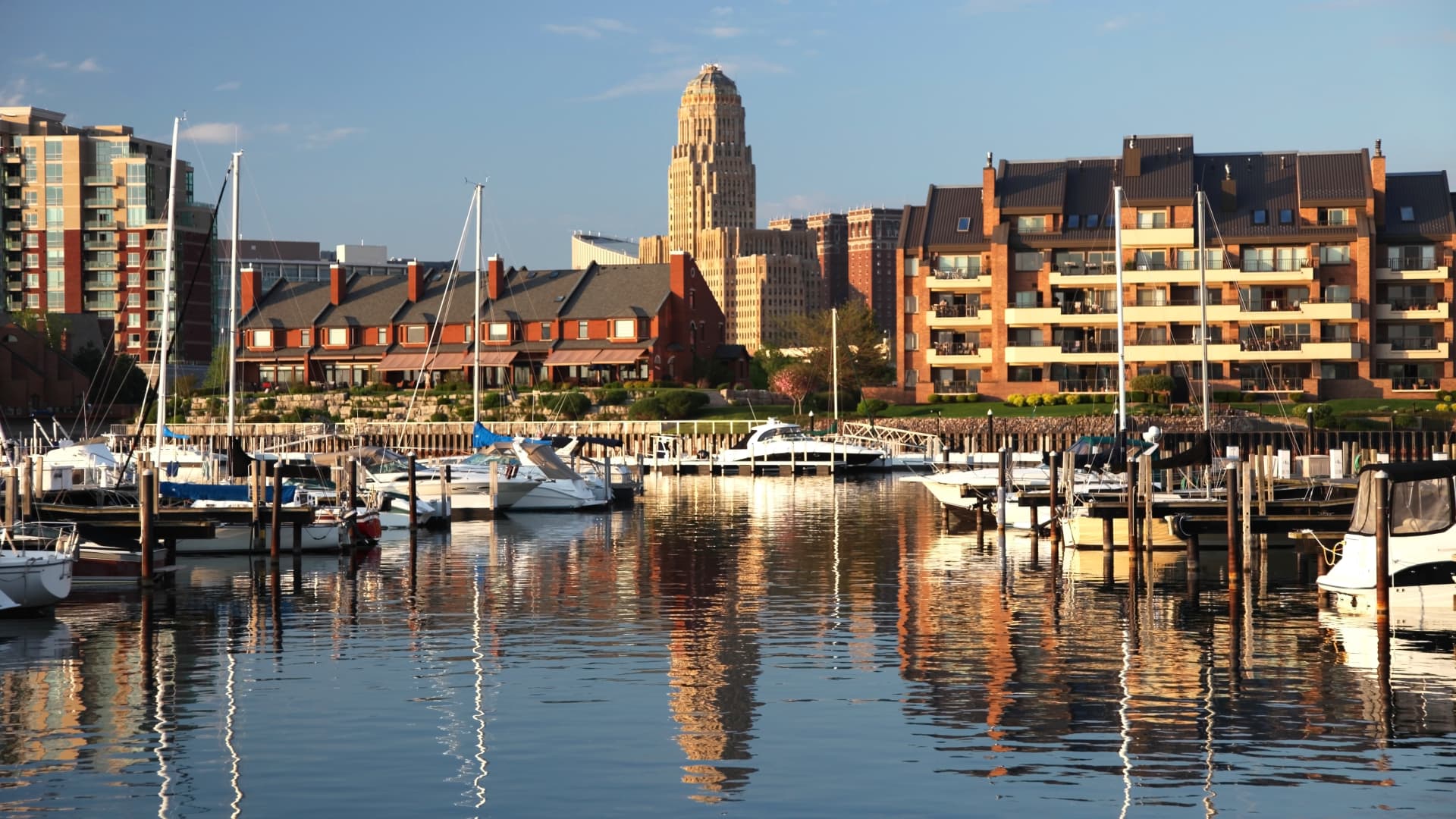 10 Places To Vacation in New York Neighborhoods