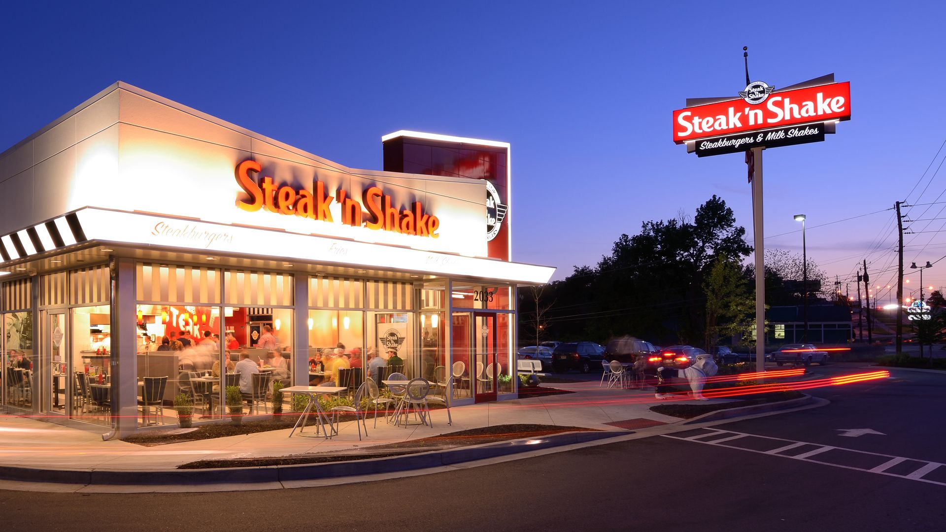 10 Places To Eat Open Late in New York Neighborhoods