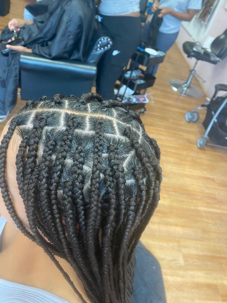 10 Hair Braiding Salon in New York Neighborhoods
