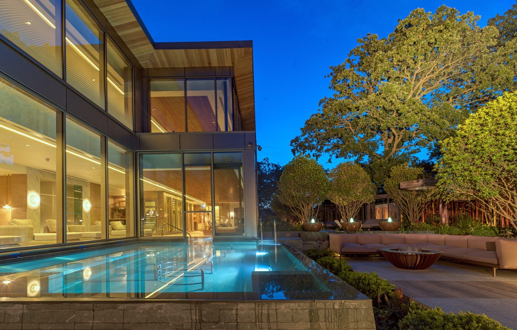 10 Hotels With Private Hot Tubs In Room in New York Neighborhoods