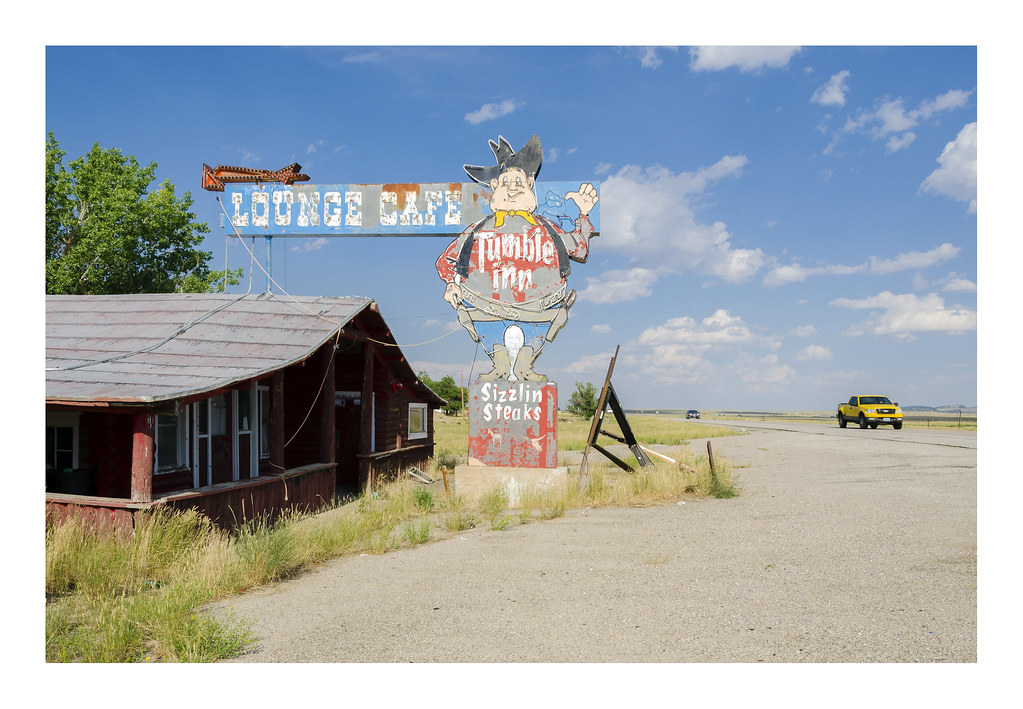 10 Motels With Pool in New York Neighborhoods