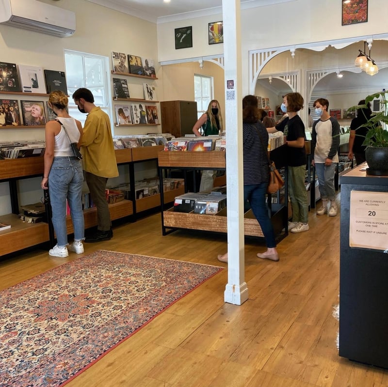 10 Where To Sell Vinyl Records in New York Neighborhoods