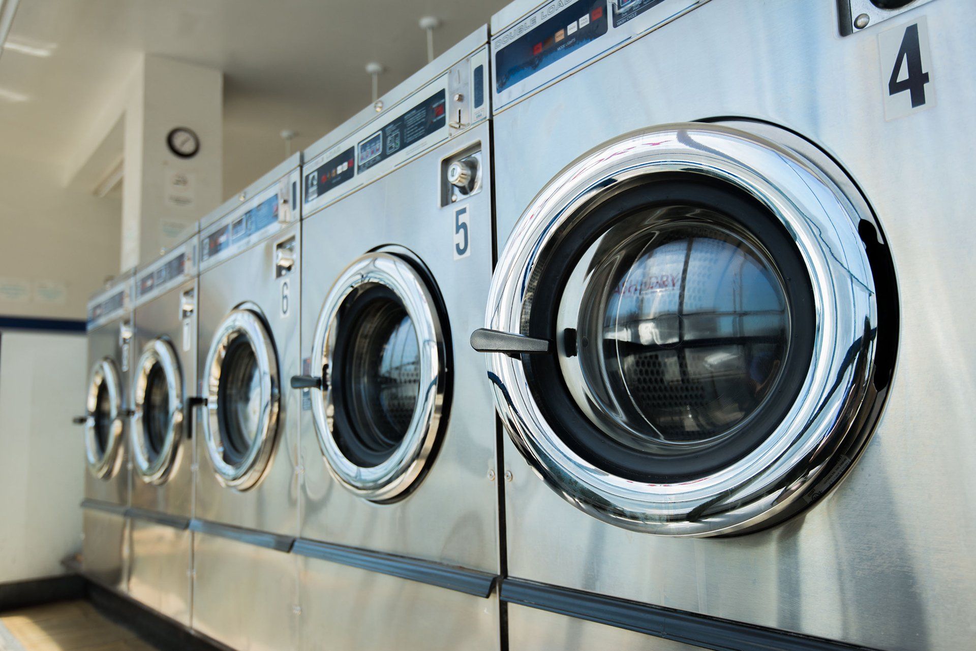 10 Laundry Shop in New York Neighborhoods