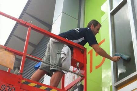 10 Commercial Window Cleaning in New York Neighborhoods