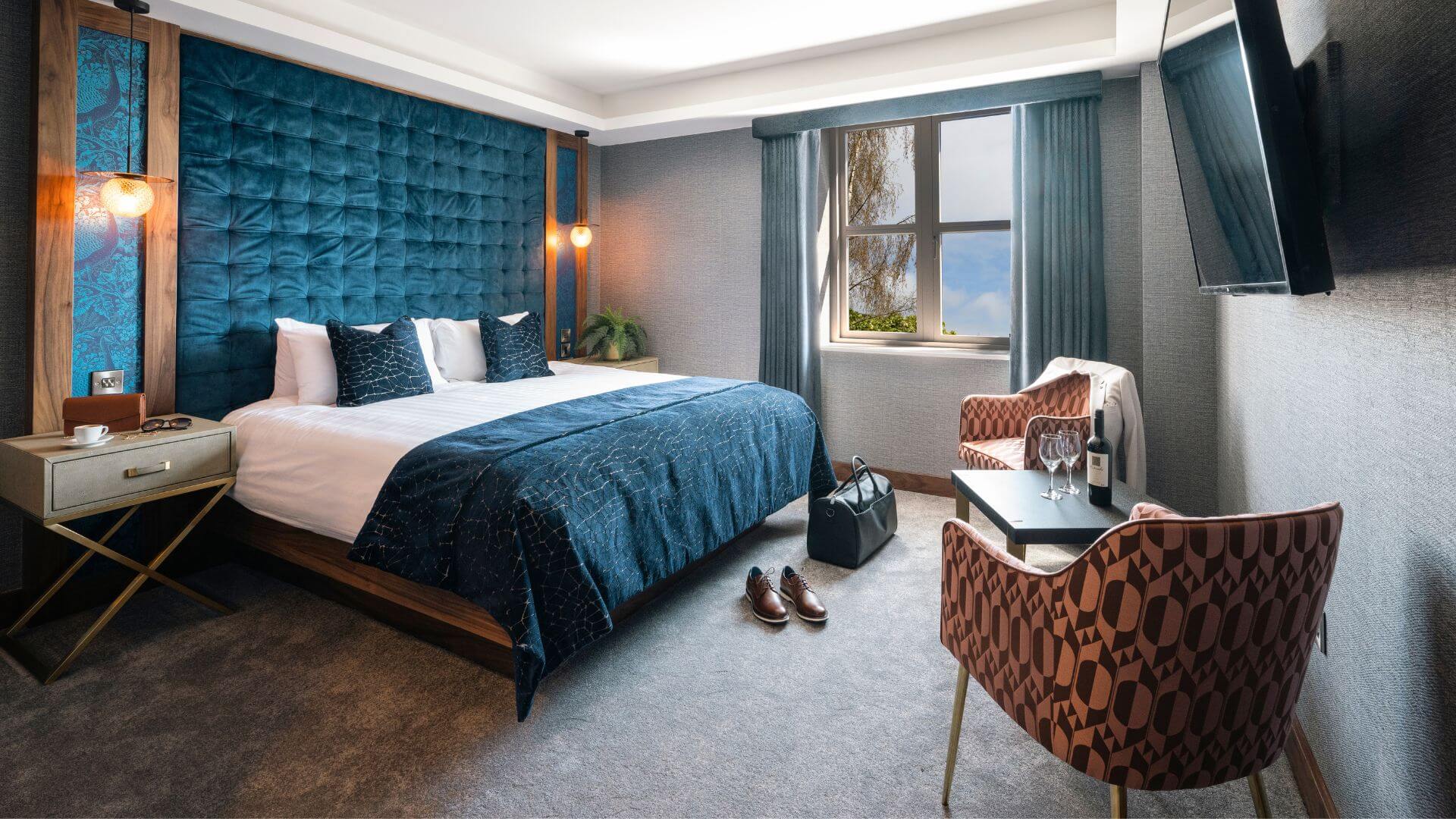 10 Rooms With Hot Tubs in New York Neighborhoods