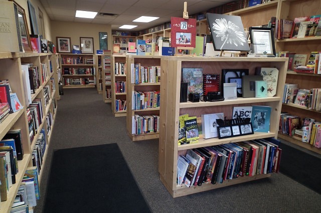10 Goodwill Bookstore in New York Neighborhoods