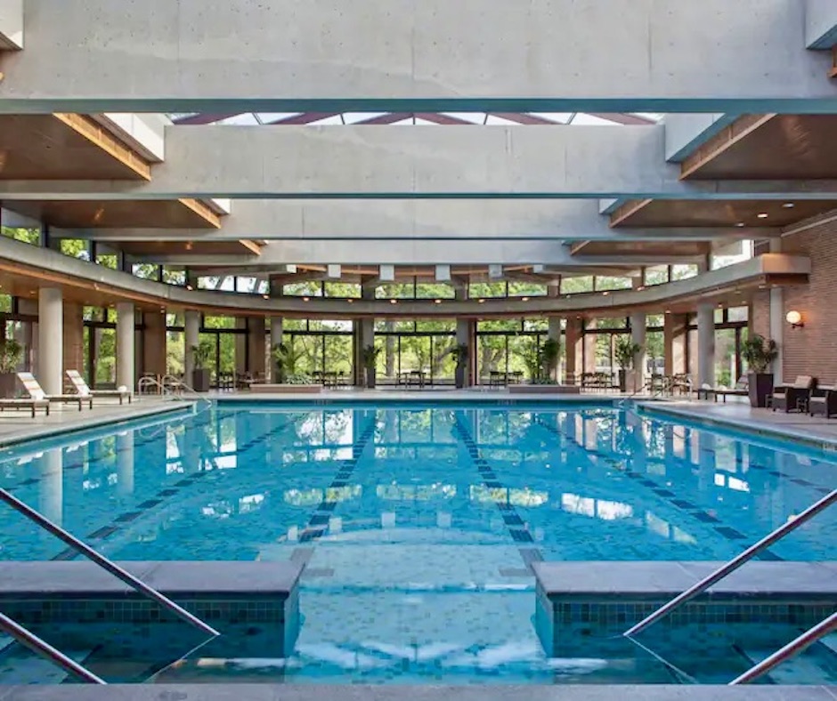 10 Hotels With Indoor Pools in Los Angeles Neighborhoods