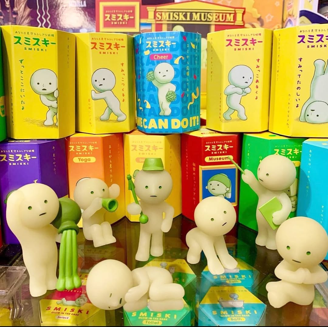 10 Smiski in New York Neighborhoods