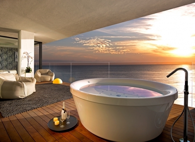 10 Hotels With Whirlpool Tubs in New York Neighborhoods