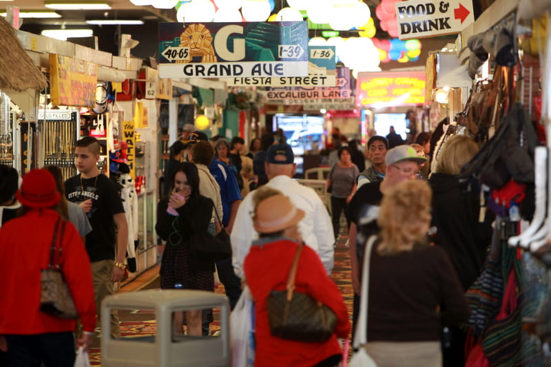 10 Indoor Swap Meet in New York Neighborhoods