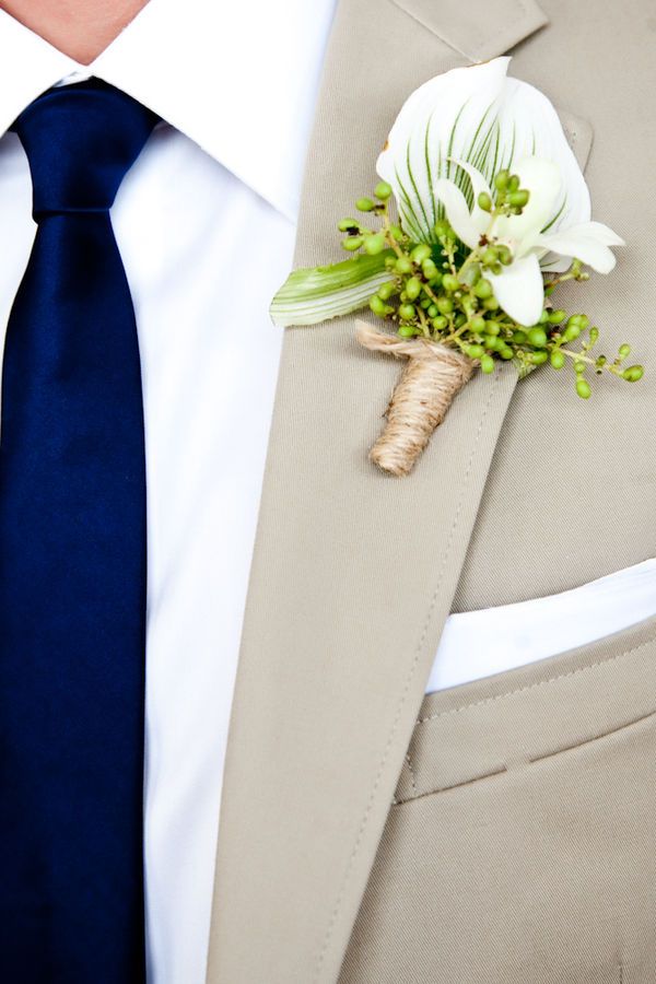 10 Boutonniere in New York Neighborhoods