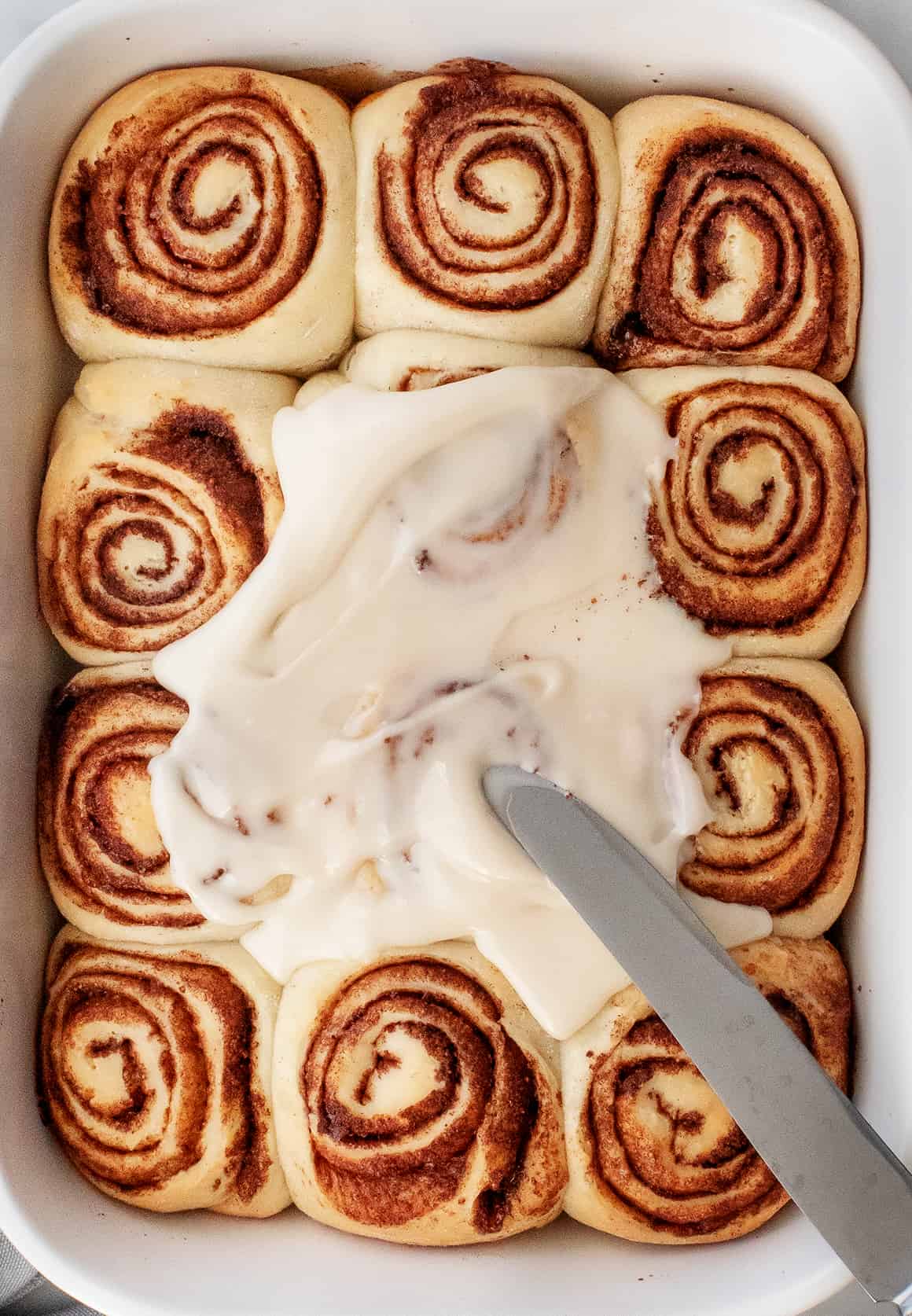 10 Cinnamon Rolls in Los Angeles Neighborhoods