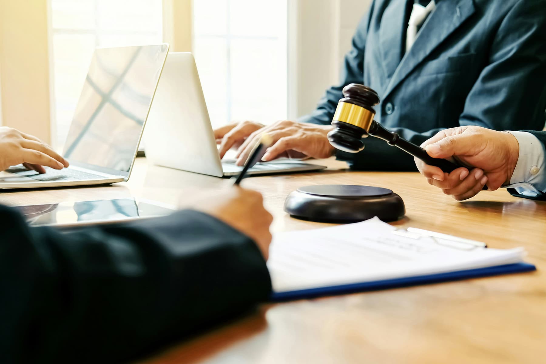 10 Medical Malpractice Lawyers in Los Angeles Neighborhoods