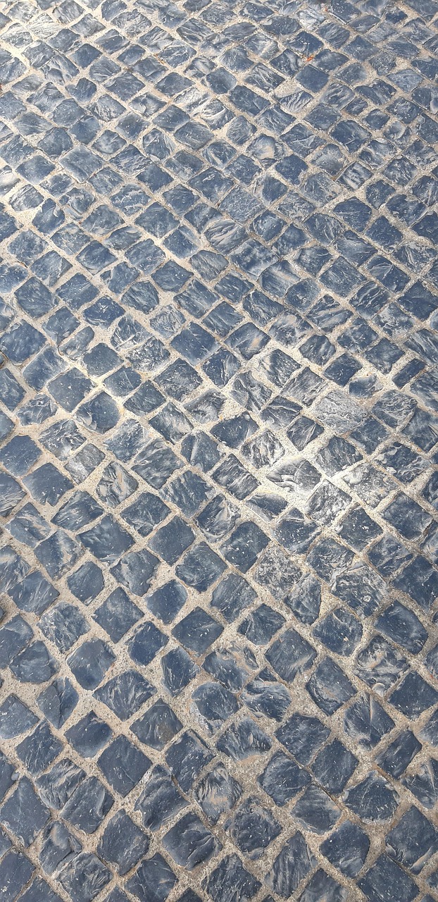 10 Cobblestone in New York Neighborhoods