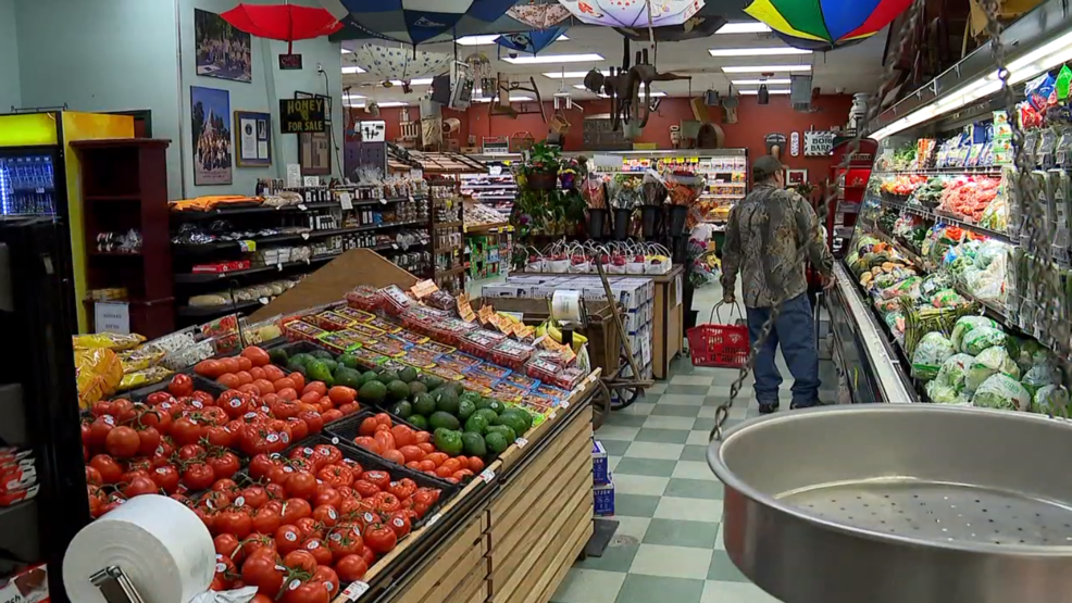 10 Grocery Stores Open On Thanksgiving in New York Neighborhoods