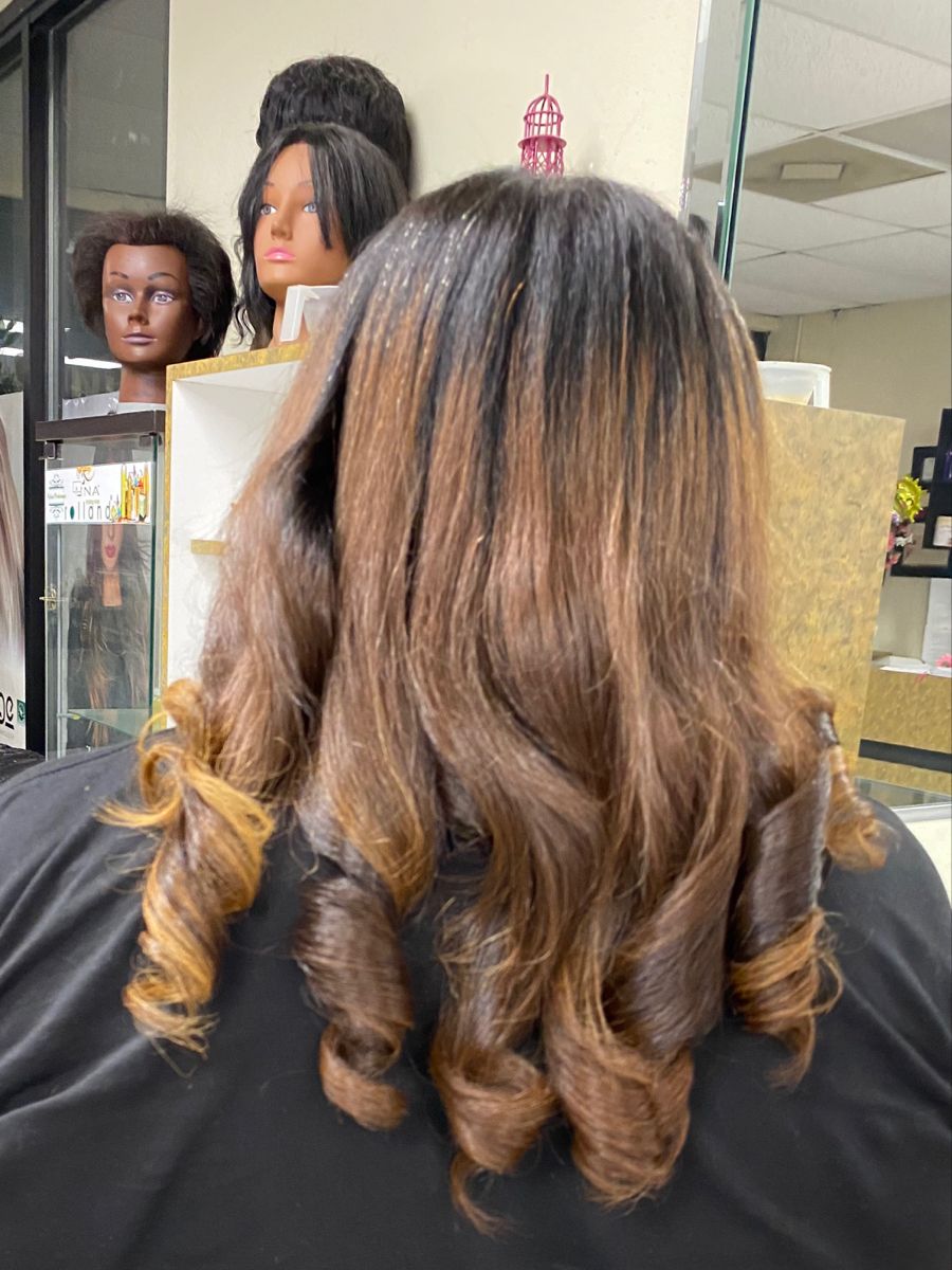 10 Dominican Salon in New York Neighborhoods