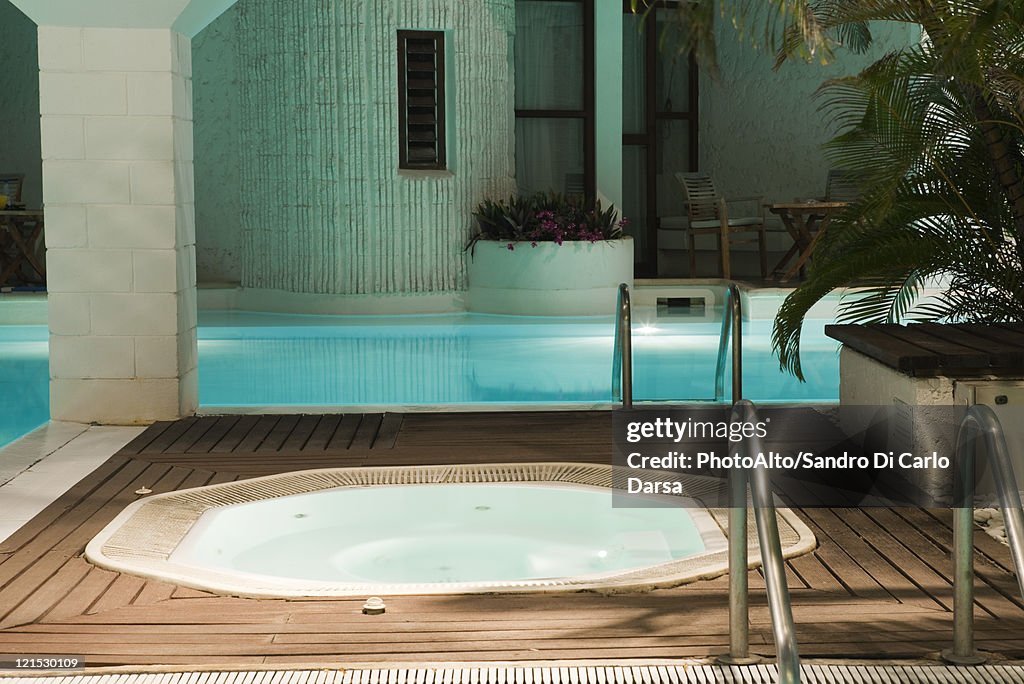 10 Hotel With Pool And Hot Tub in New York Neighborhoods