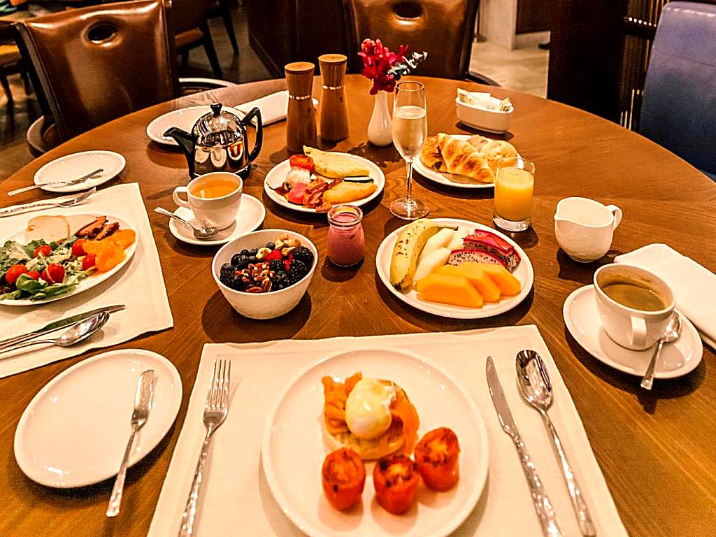 10 Hotels With Breakfast in New York Neighborhoods