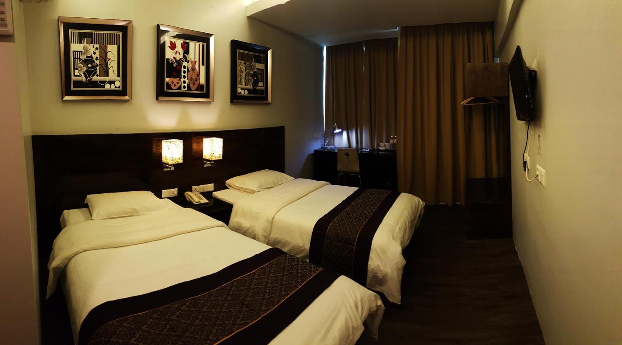 10 Hotels Super 8 in New York Neighborhoods