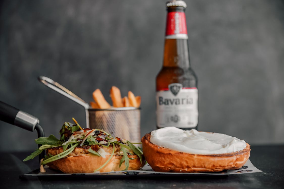 10 Burger And A Beer in New York Neighborhoods