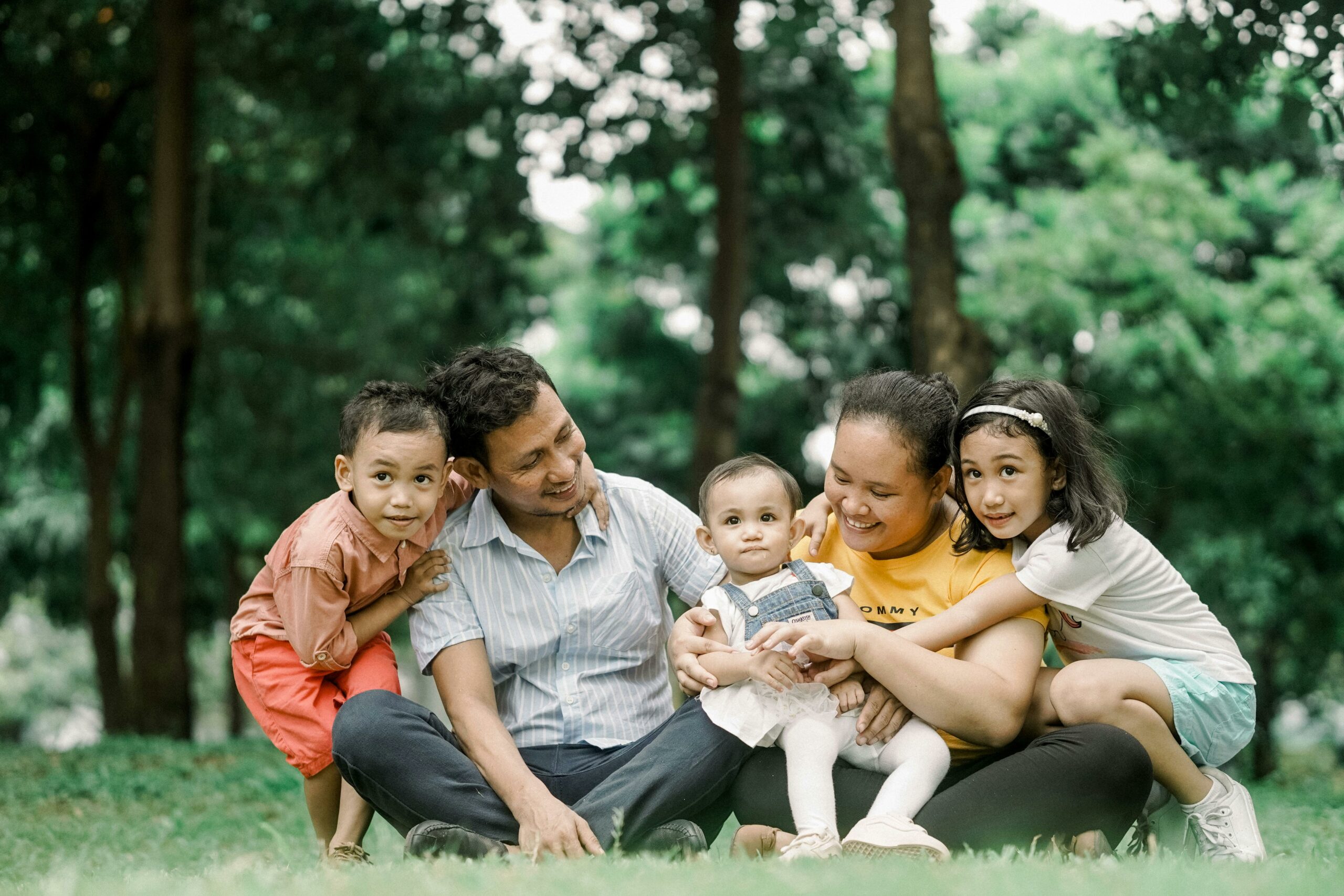 10 Family Pictures in New York Neighborhoods