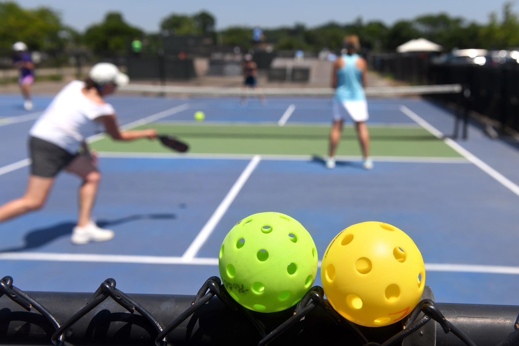 10 Pickleball Lesson in New York Neighborhoods