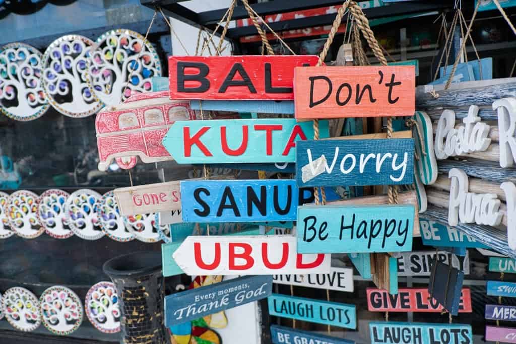 10 Souvenirs in New York Neighborhoods