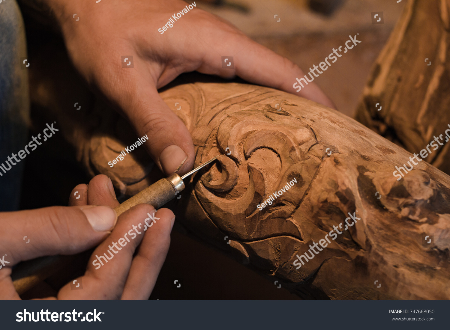 10 Woodcarvers in New York Neighborhoods