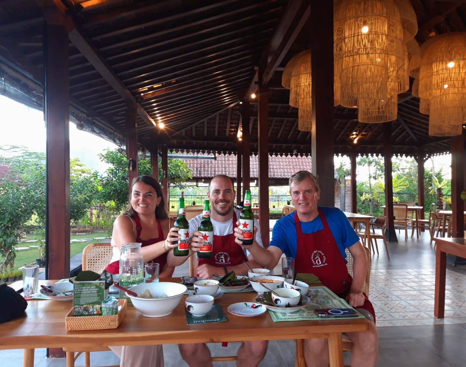 10 Vegan Restaurant in Los Angeles Neighborhoods